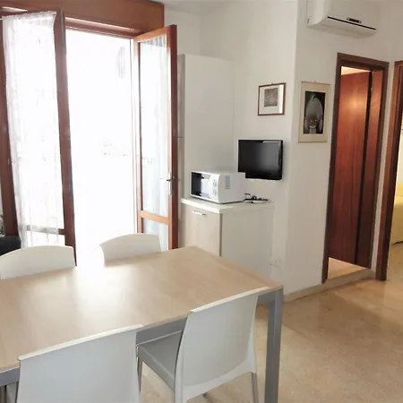 Beachfront Flat With Terrace * Bibione