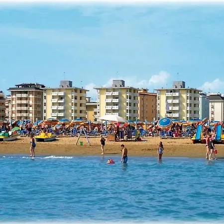 Апартаменты Beachfront Flat With Terrace *