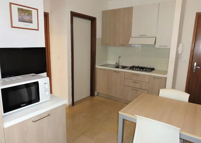 Beachfront Flat With Terrace Μπιμπιόνε