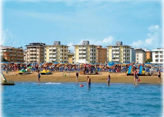 Lägenhet Beachfront Flat With Terrace *